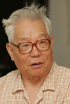 王慕逖