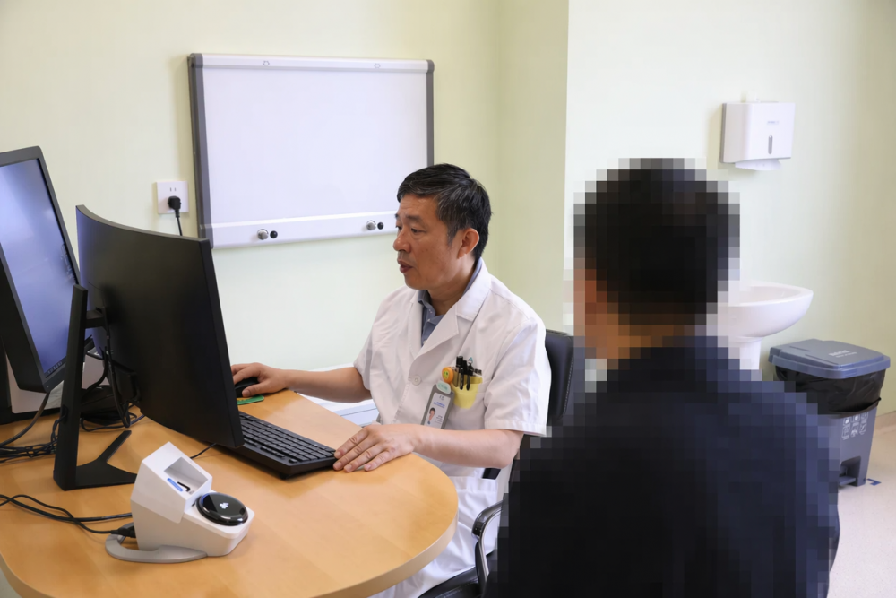 与饮食相关慢性病老年患者的心脏代谢生物标志物之间性别特异性关联的研究。