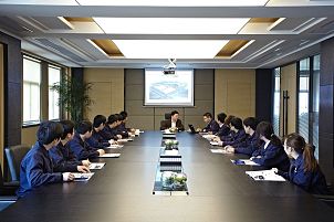 ELRIG 如何帮助中年科学家管理领导、职业转变和冗余等。